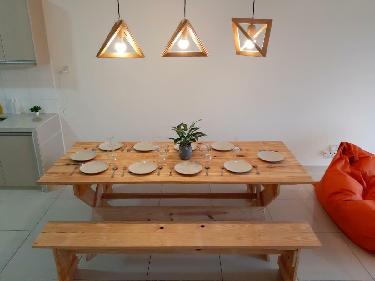 Apartment S3 The Wood @ The Location At